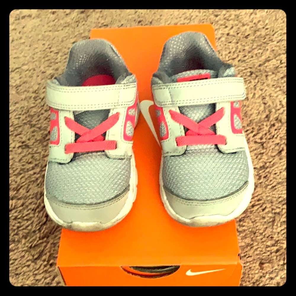 Used Nike toddler shoes